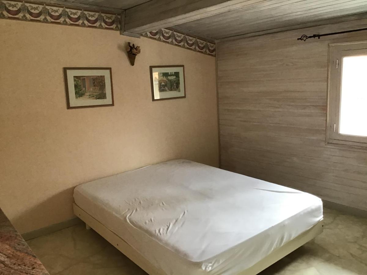 Jolie Maison De Village A Roquecourbe מראה חיצוני תמונה
